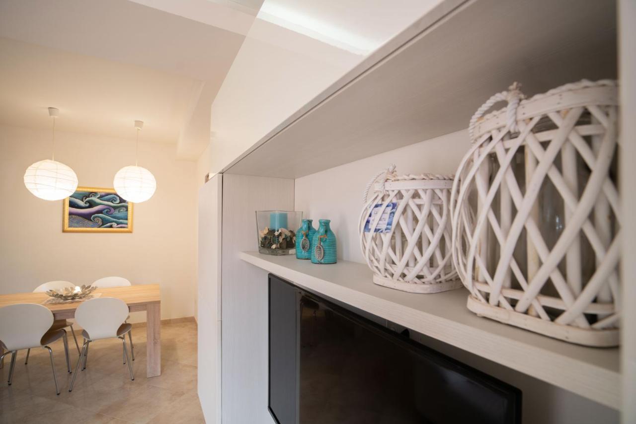 La Casetta Di Chiara B&B Полиньяно-а-Маре Экстерьер фото