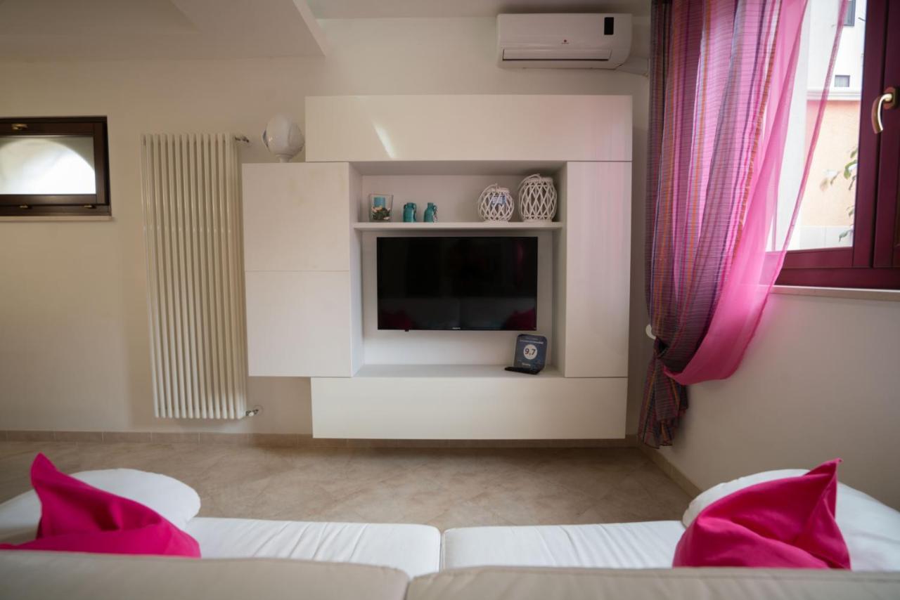La Casetta Di Chiara B&B Полиньяно-а-Маре Экстерьер фото