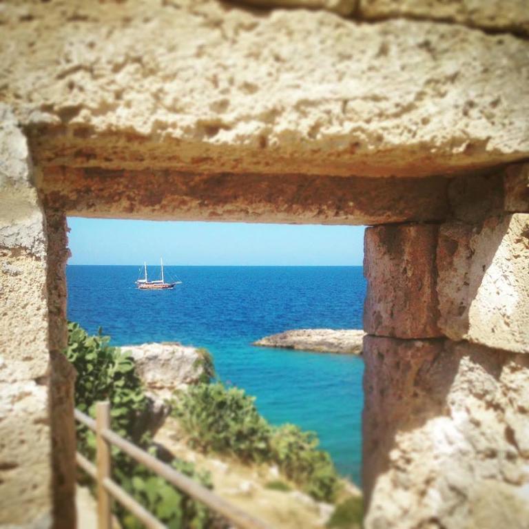La Casetta Di Chiara B&B Полиньяно-а-Маре Экстерьер фото