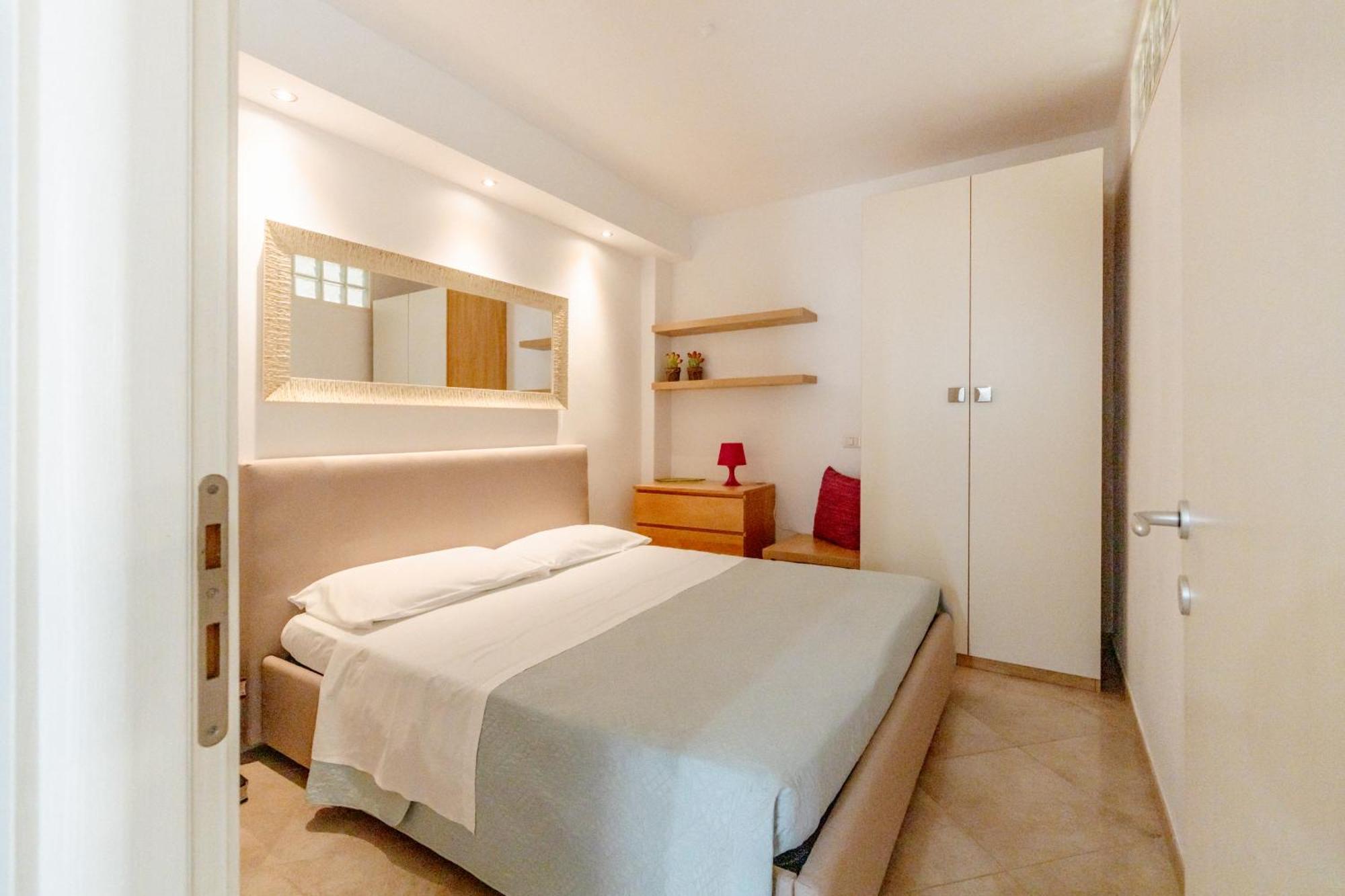 La Casetta Di Chiara B&B Полиньяно-а-Маре Экстерьер фото