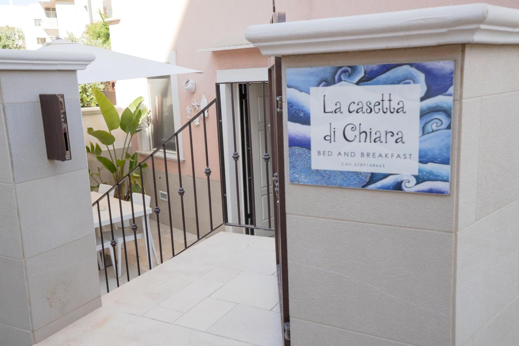 La Casetta Di Chiara B&B Полиньяно-а-Маре Экстерьер фото